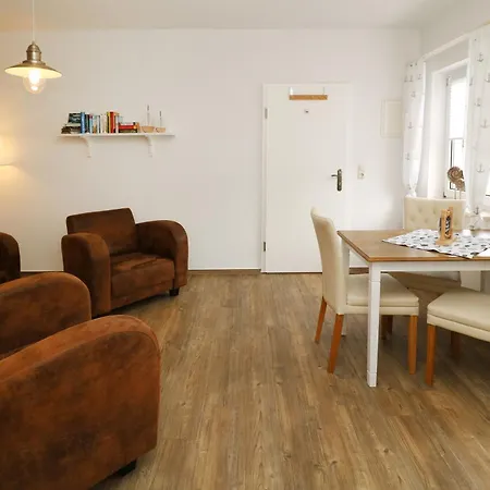 Strandkojen Apartman