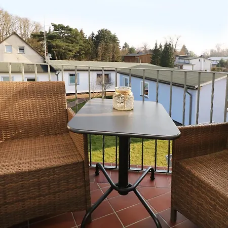 Strandkojen Apartman *